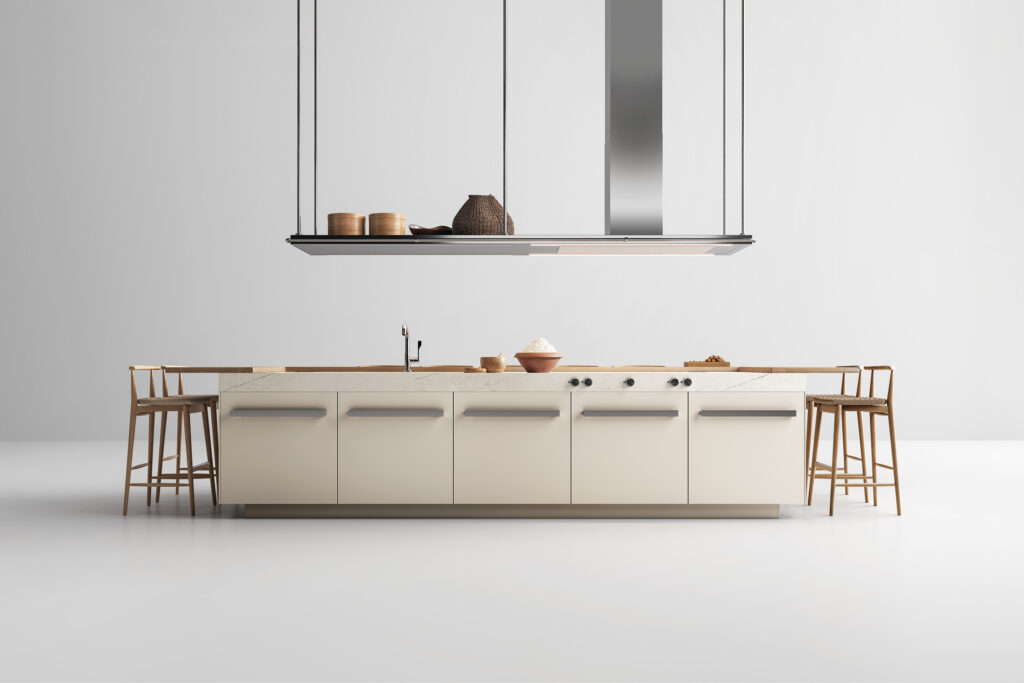 Proxima kitchen Arclinea lacquered doors