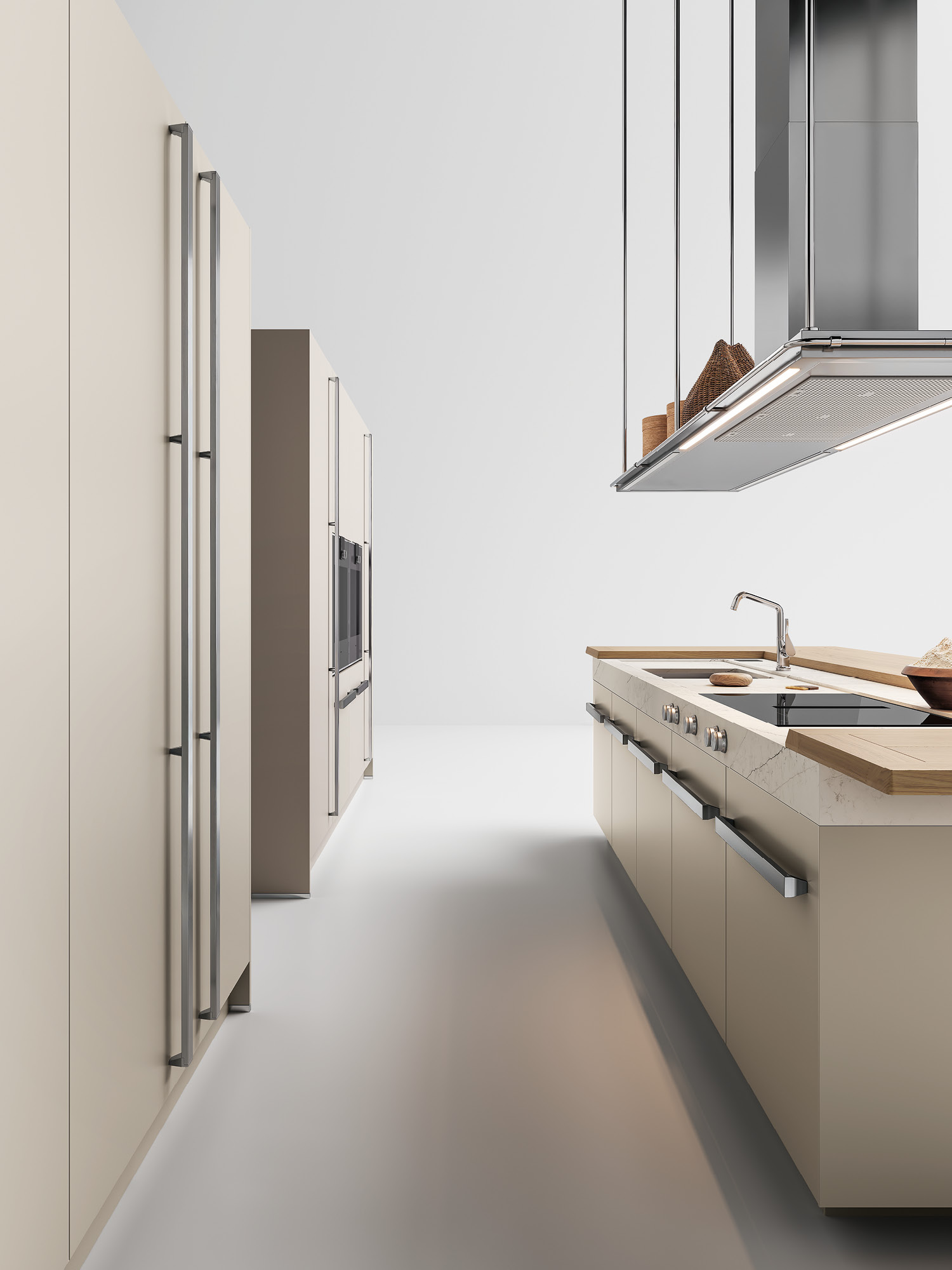 Proxima kitchen Arclinea lacquered doors side view